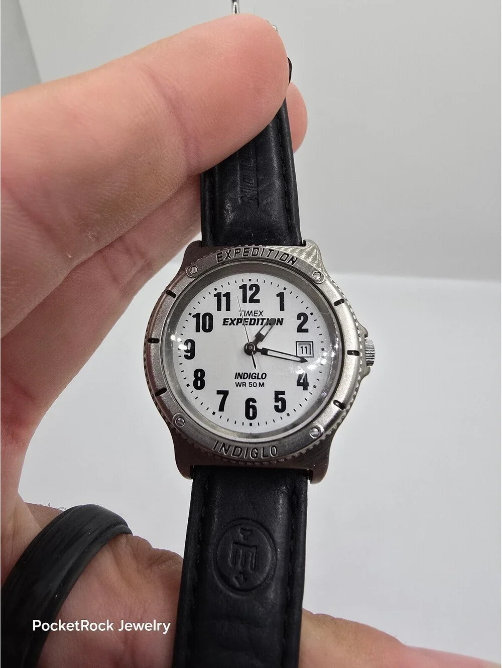 Timex Expedition Indiglo Quartz Date WR 50M White Dial Black Leather Strap